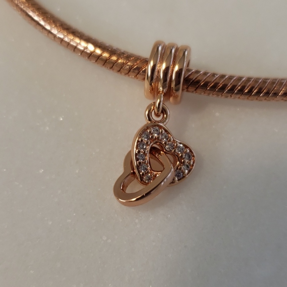 Interlocking Hearts Dangle Charm - Picture 2 of 4